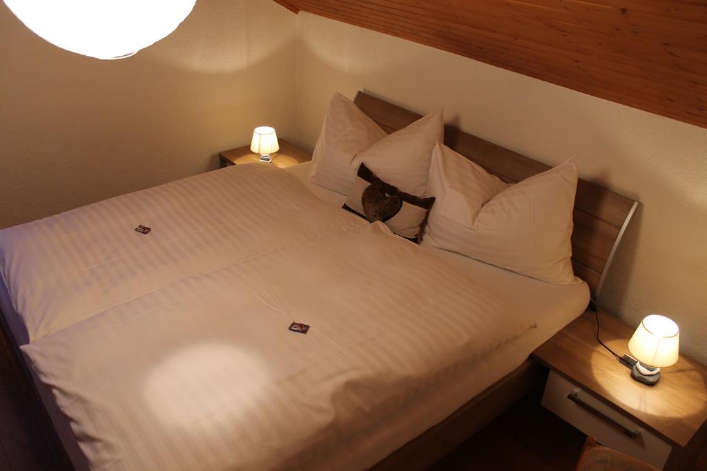 Hotel Rothorn Vintage-Style Sigriswil Kamer foto